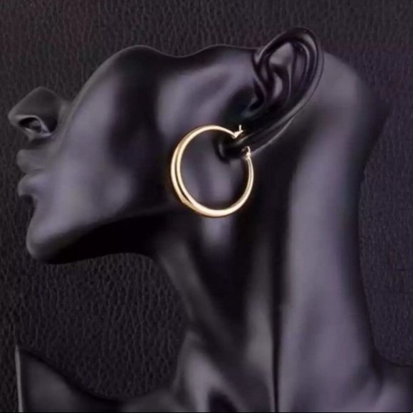 18K rose gold plated earrings 1.5” Round earrings Hoop earrings - Picture 4 of 4